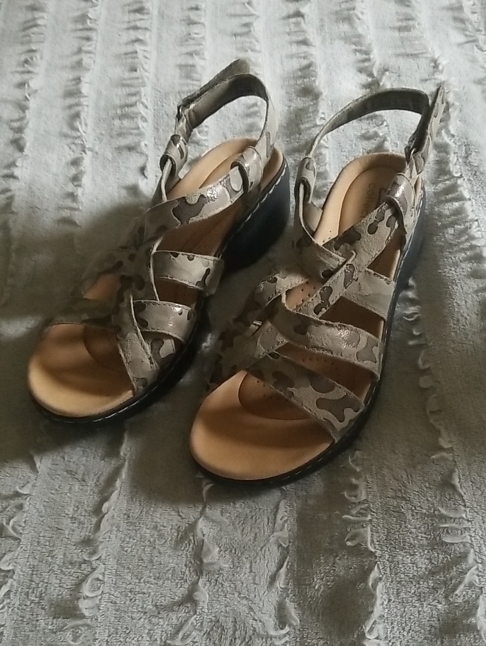 CLARK'S Women's Neutral Camo Sandals